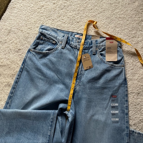 NWT Levi's Cinch Baggy High Rise Women's Jeans Size 29/31 - Picture 8 of 13